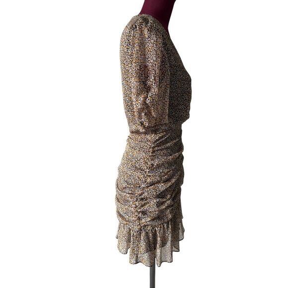 ASTR The Label Mini Dress size Small S Ditsy Floral Ruched Shirred Bottom Black - Picture 10 of 13